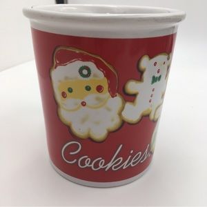 Holiday Christmas coffee mug cup hot cocoa. 20 ounces. Very sturdy Santa snowman